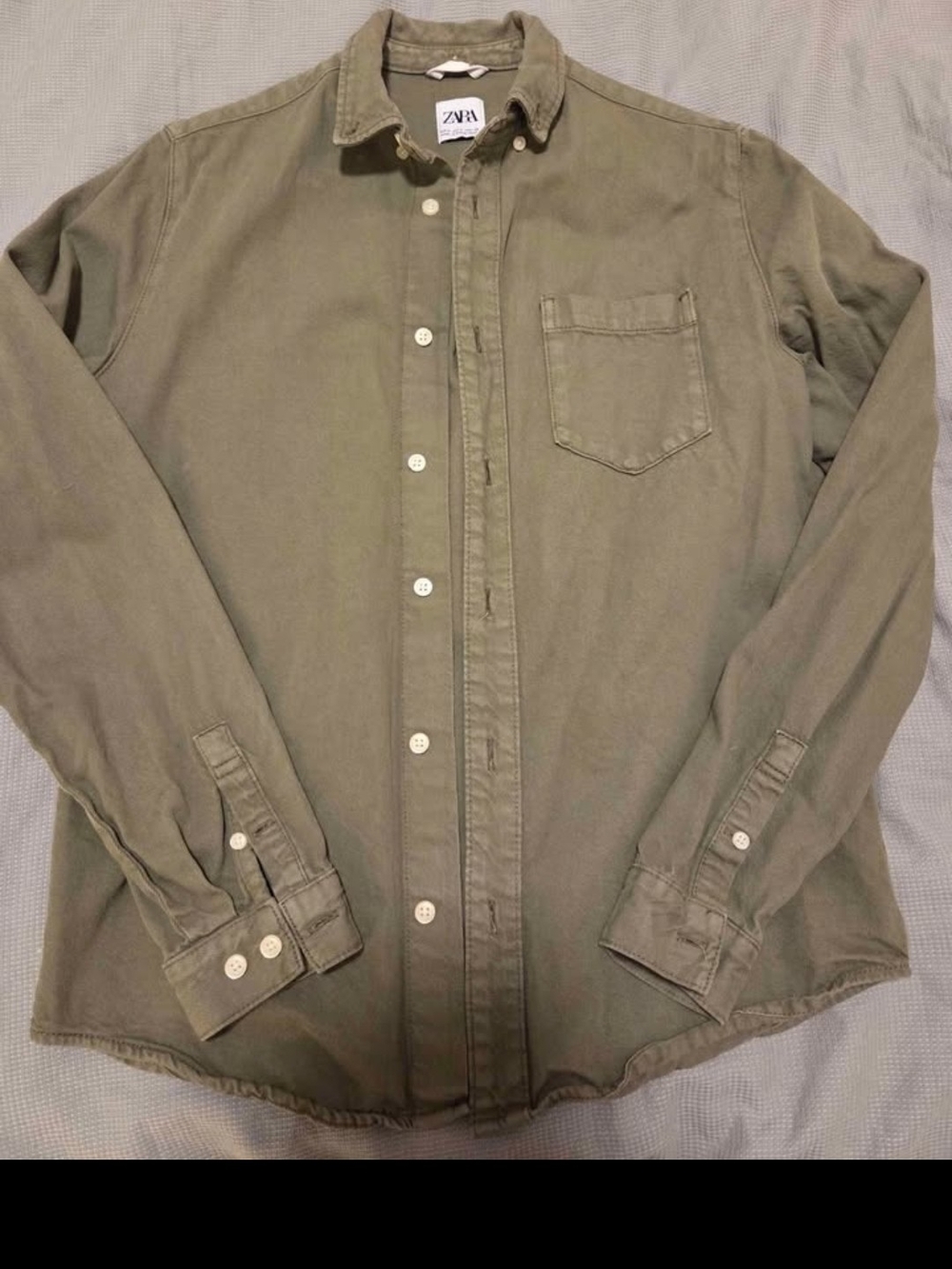Zara Men's Olive Button-Down Shirt with Chest Pocket